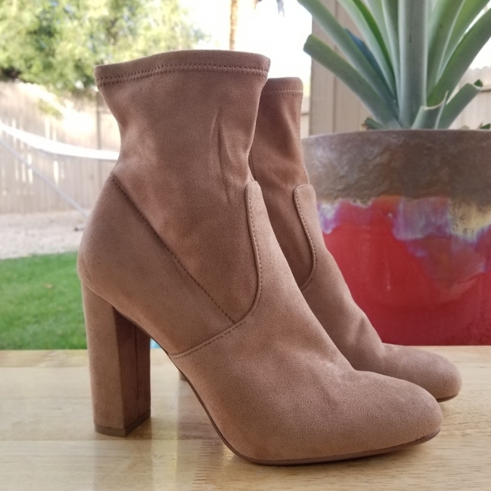 Steve maddens booties